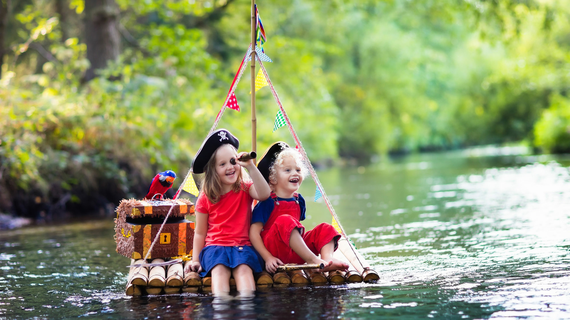 Enfants qui naviguent